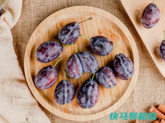 西梅很硬要放几天变软？西梅紫色和的区别